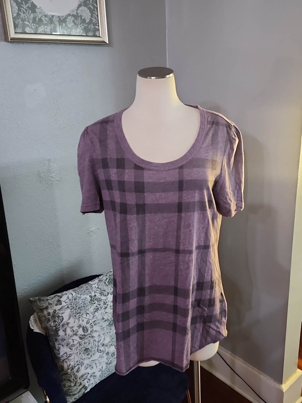 Burberry Women’s Purple Plaid Short Sleeve Scoop Neck Top Sz.L